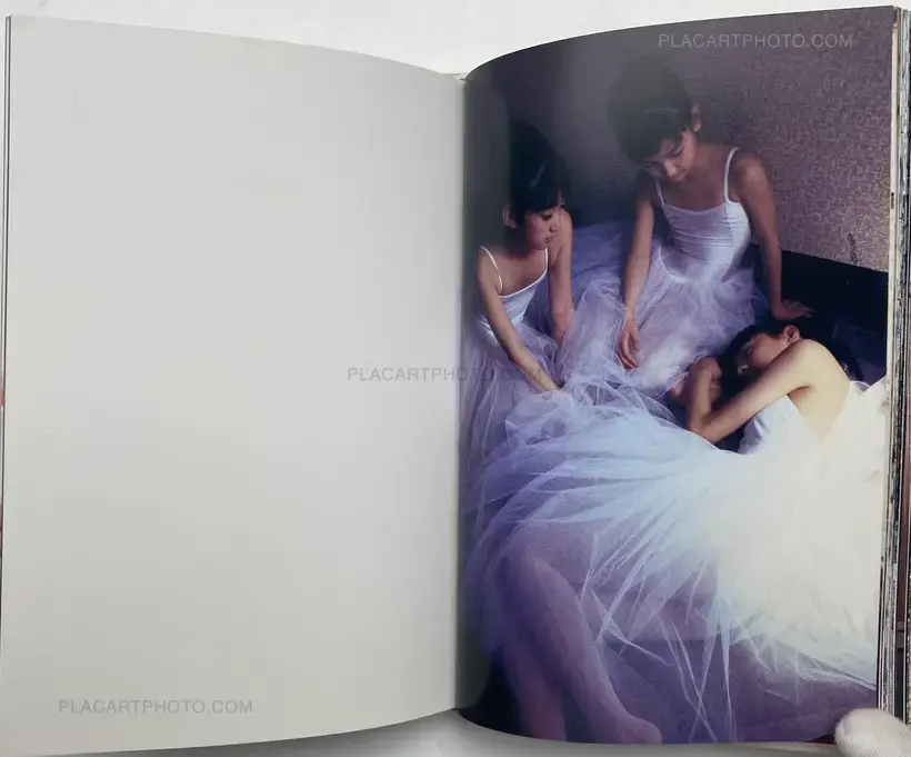 Kishin Shinoyama – Shojokan (The Young Girls' House) (WITH OBI)