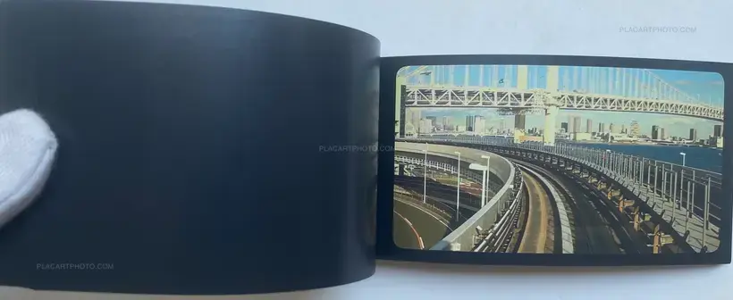 Amélie Ravalec – YURIKAMOME - A flip book by Amélie Ravalec