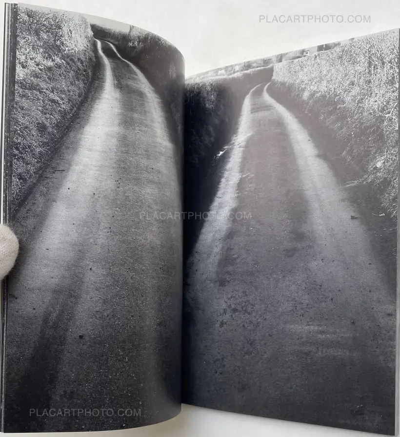 Richard Long – LABYRINTH (SIGNED)