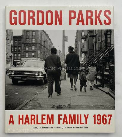 Gordon Parks ,Gordon Parks A Harlem Family 1967