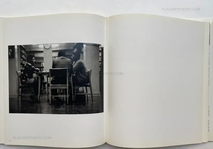 Gordon Parks – Gordon Parks A Harlem Family 1967