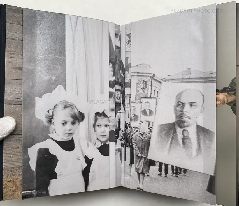 Roberto Aguirrezabala – Hidden Book (SIGNED AND NUMBERED, edt of 45)