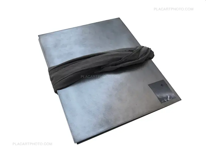 Olivier Pin-Fat – Bones apart (GREY EDITION, ARTIST'S EDITON 2/3)