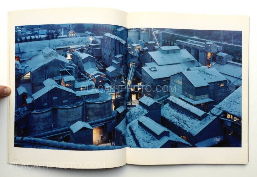 Naoya Hatakeyama – Lime Works