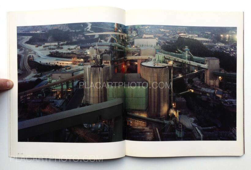 Naoya Hatakeyama – Lime Works