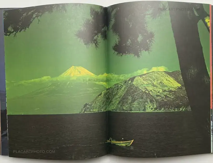 Kishin Shinoyama – A fine day / Hareta Hi (SIGNED)