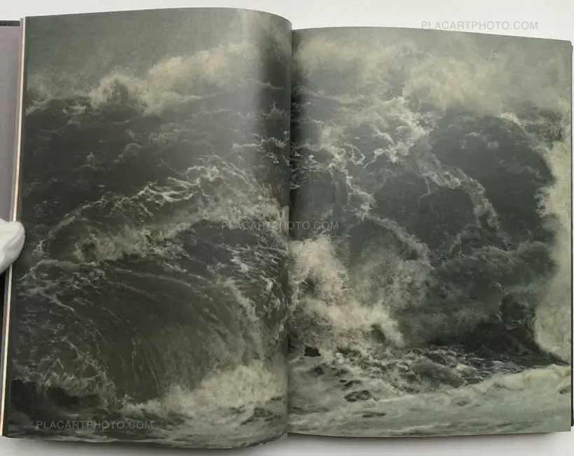 Kishin Shinoyama – A fine day / Hareta Hi (SIGNED)
