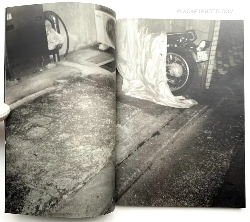 Daisuke Yokota – Untitled (Signed)