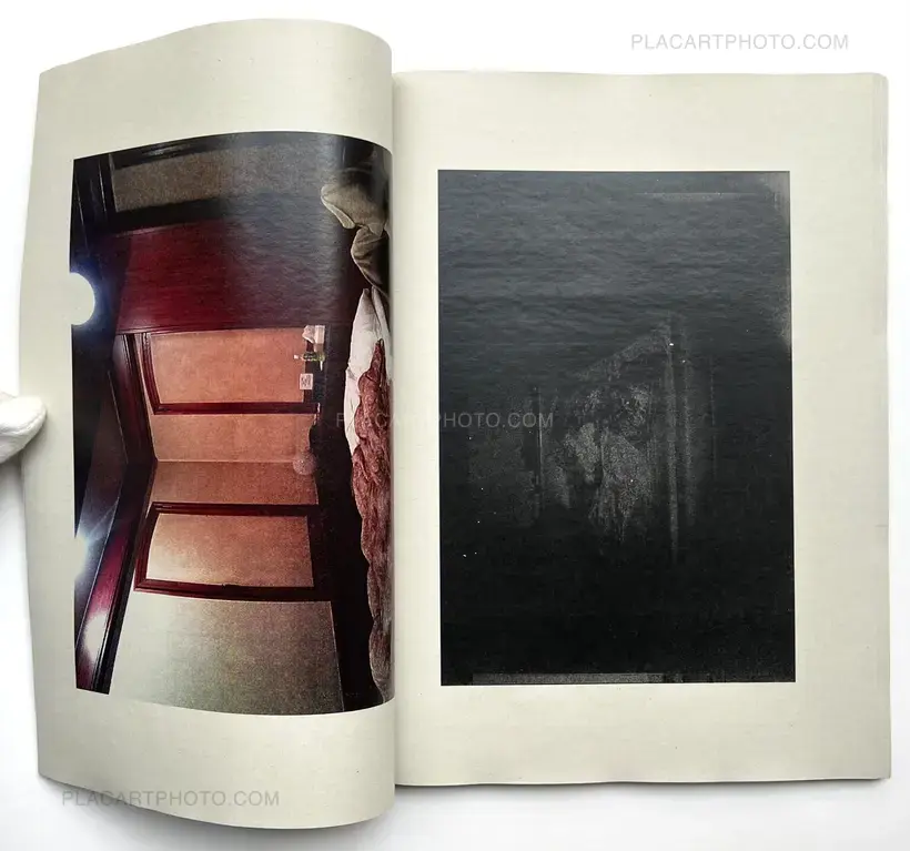 Daisuke Yokota – Room / Untitled (Signed)