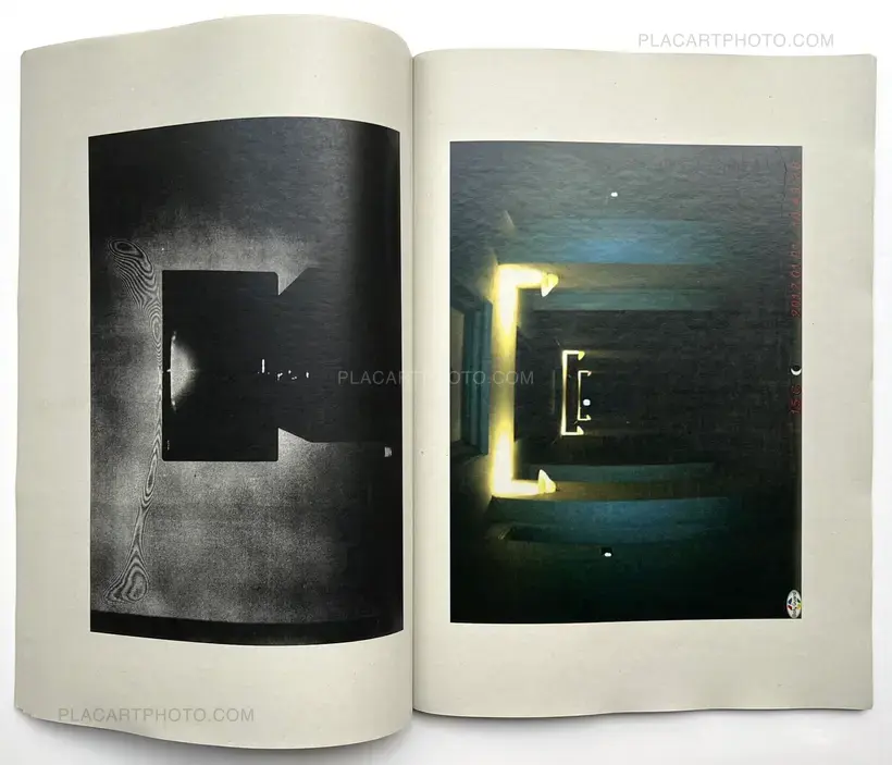 Daisuke Yokota – Room / Untitled (Signed)