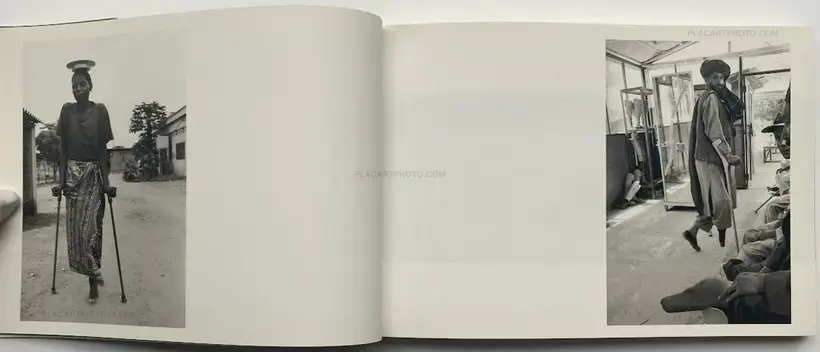 Jane Evelyn Atwood – Sentinelles de l’ombre (Signed)