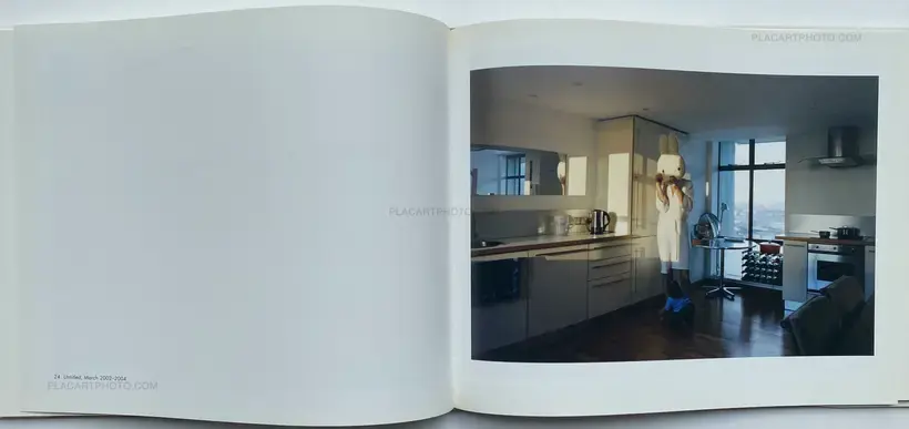 Hannah Starkey – HANNAH STARKEY PHOTOGRAPHS 1997-2007