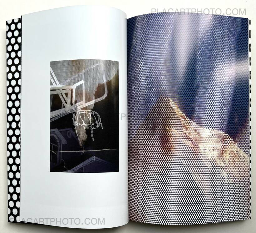 ステッカー付き‼️ 絶版‼️ Peter Sutherland 写真集 ステッカー付き‼️ 絶版‼️ Peter Sutherland 写真集 ステッカー