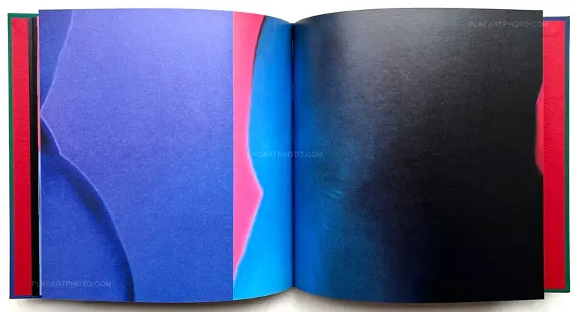 Collective – Paris Iridescent