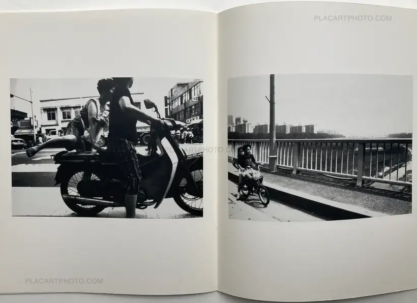 Nobuyoshi Araki – ON THE MOVE