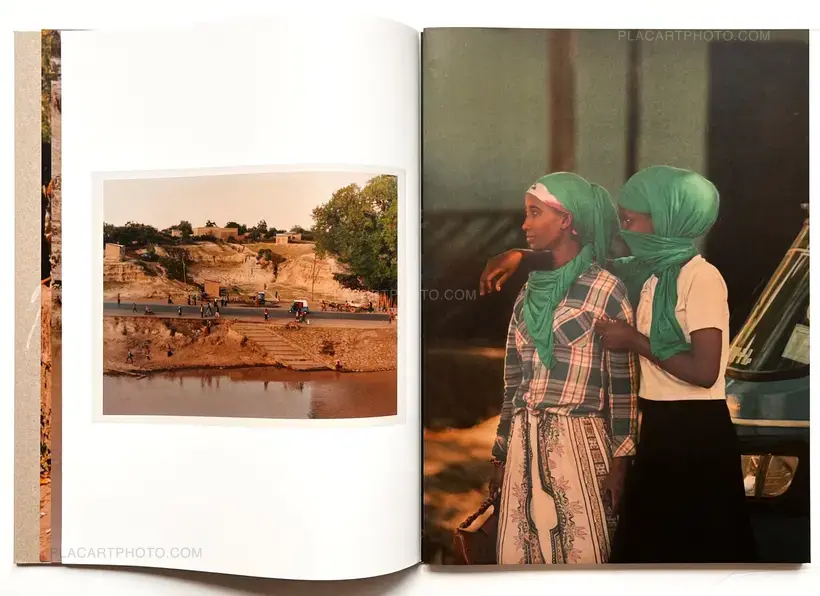 Various photographers – The Bridge of Bulbula (Signed by Quentin de Briey)