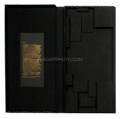 Gareth Phillips,Caligo. A photo sculpture book (EDT OF 20)