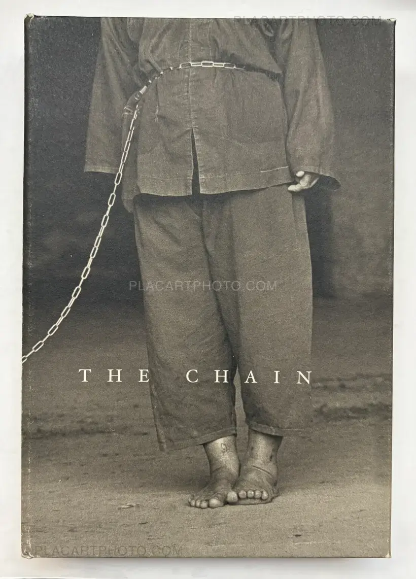 Chien-Chi Chang – THE CHAIN (SPECIAL EDT WITH METAL BOX) (ASSOCIATION COPY)