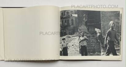 Helen Levitt,A WAY OF SEEING (FIRST HARDCOVER EDT)