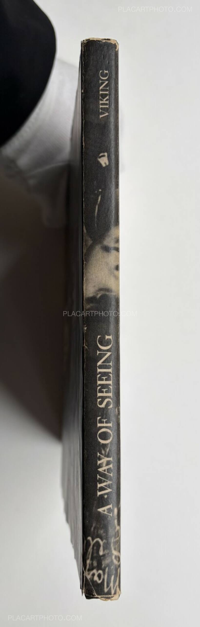 Helen Levitt – A WAY OF SEEING (FIRST HARDCOVER EDT)