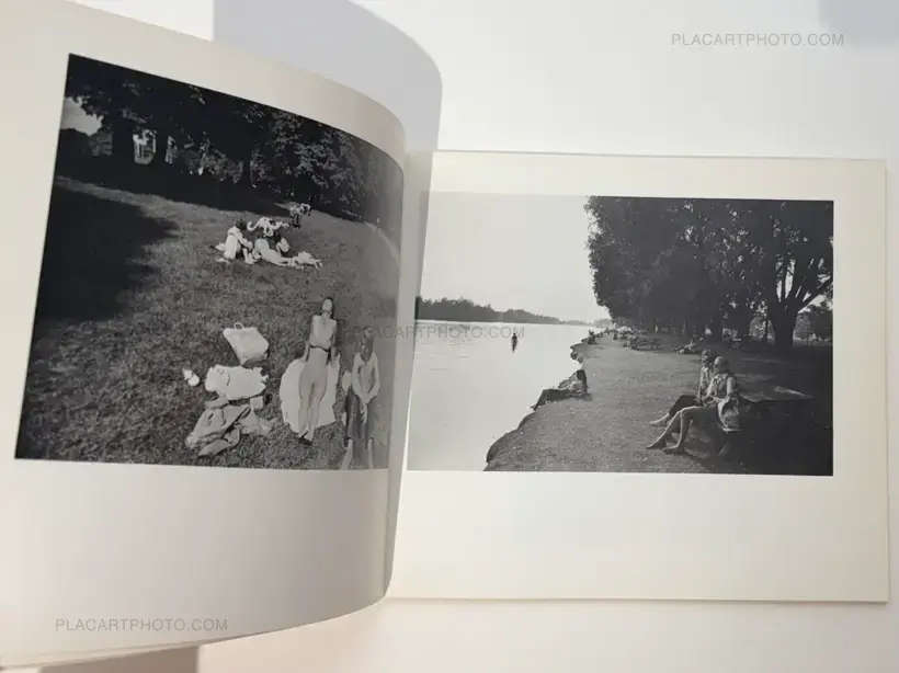 Garry Winogrand – Women are beautiful (Soft cover) Inscribed copy