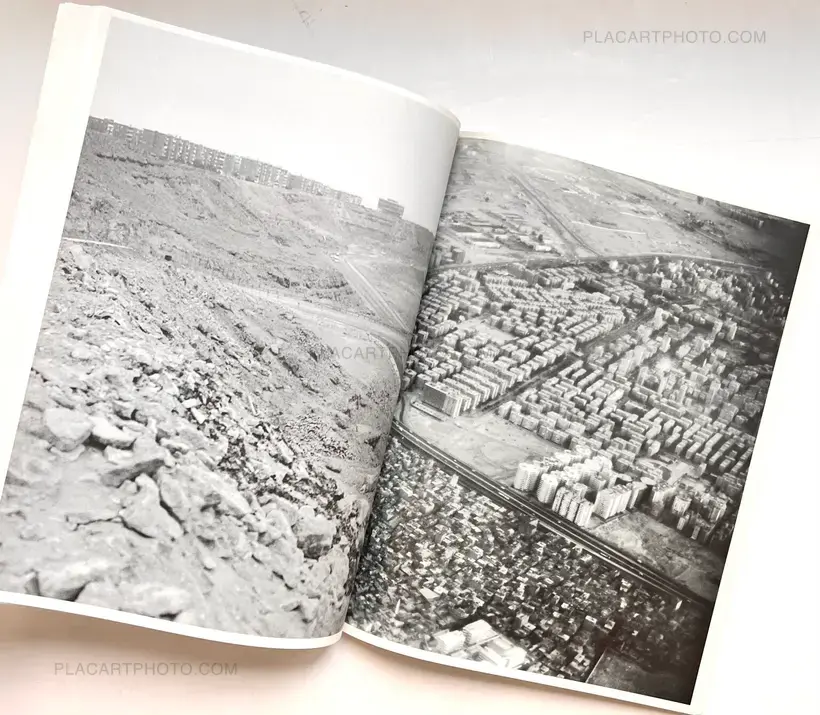 Aglaia Konrad – DESERT CITIES