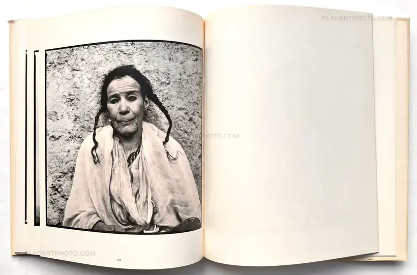 Marc Garanger – FEMMES ALGERIENNES 1960