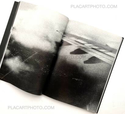 Daido Moriyama,Memories of a Dog