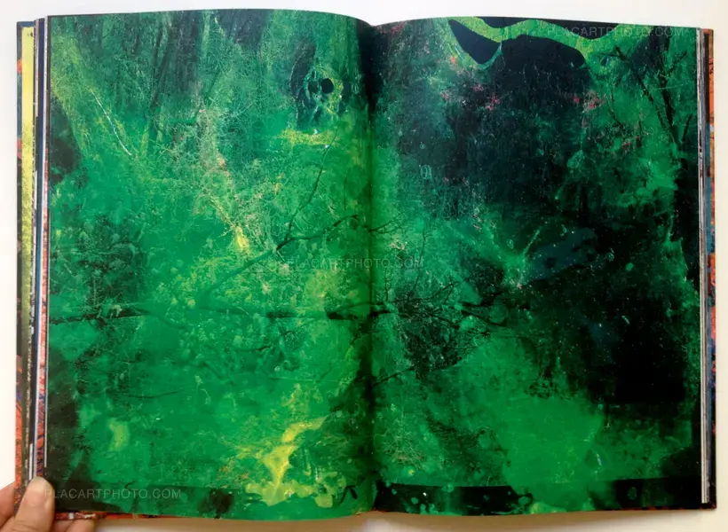 Maya Rochat – A plastic tool