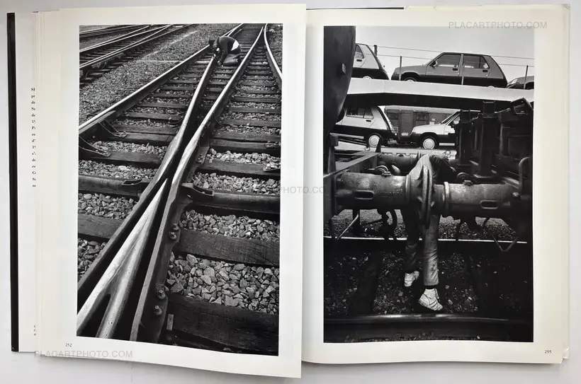 Sebastiao Salgado – La Main De l'Homme (SIGNED)