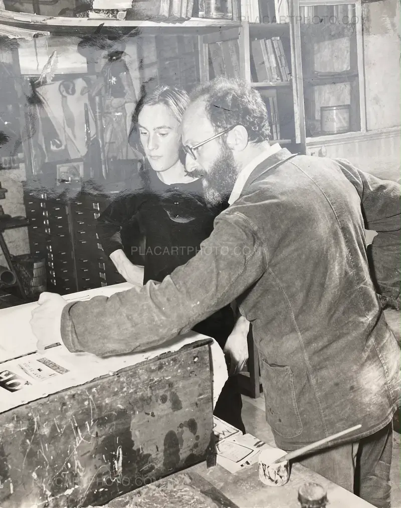 Ivan Alechine & Pierre Alechinsky, Atelier Bougival 1970. Tirage d'époque d'André Morain