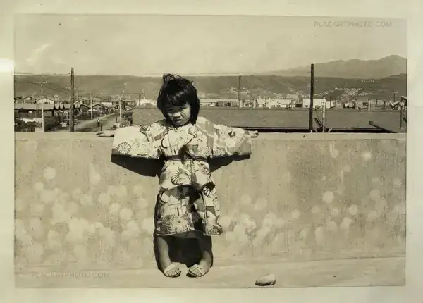 A panoramic view of Japan through vernacular photography from 1920 to 1980.